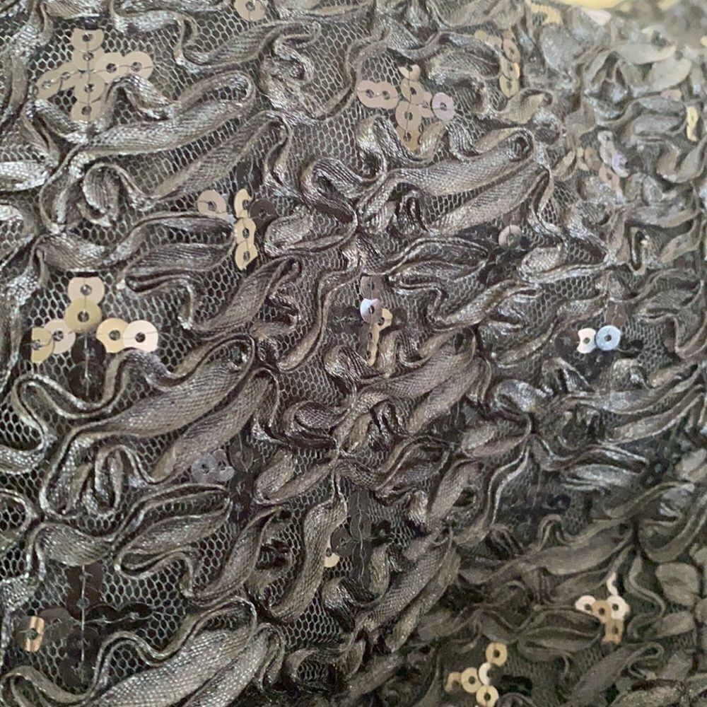 Decode 1.8 LBD Lace & Sequin 50’s Style Dress - Picture 15 of 16